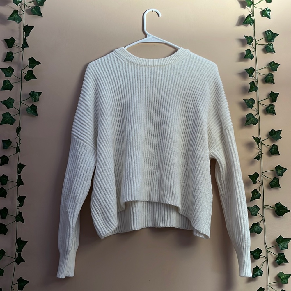 ❤️ Sky and Sparrow Knit Cream Sweater